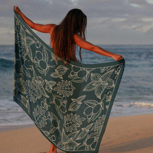 Common Ground | Pareo